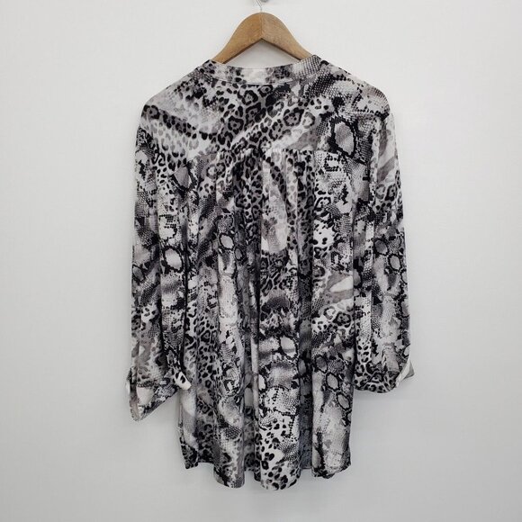 Womens Snakeskin Pintuck Blouse Top Plus Size 3X Black White Long‎ Sleeve V-Neck - Picture 4 of 14